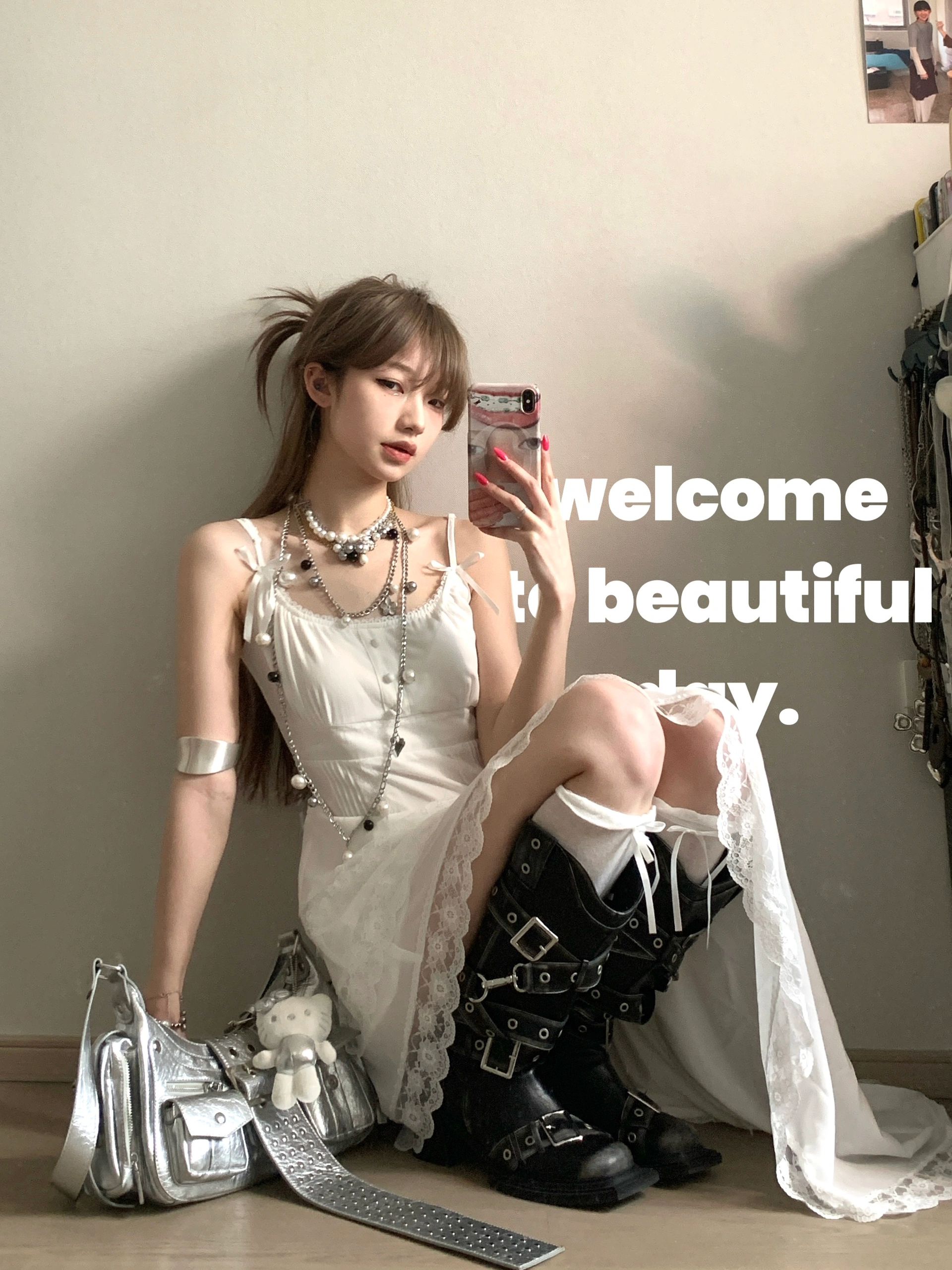 纱 S型 抹胸领 无袖 抽褶 灰棕色 铝灰色 蕾丝花边 Y2K 辣妹  - VALI鞋履AI设计主图