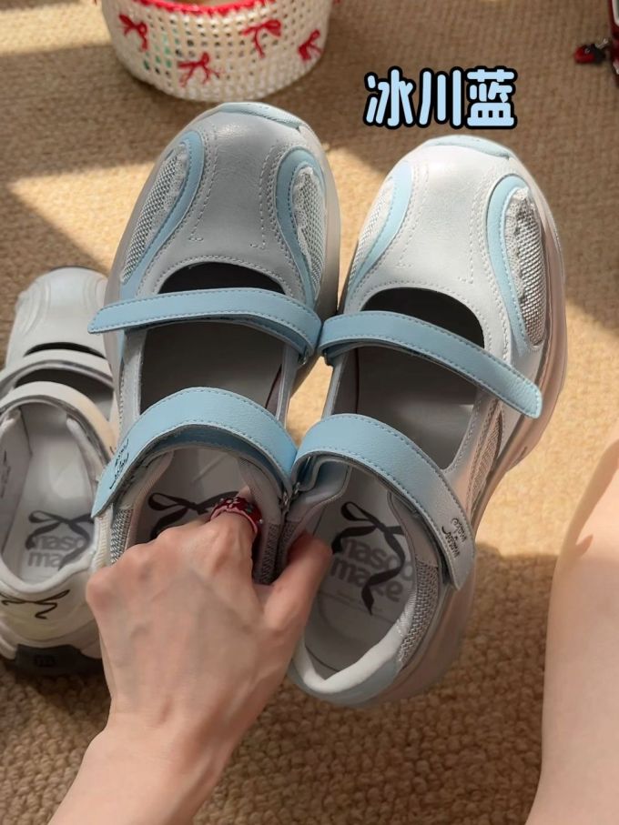 圆头 中口鞋 皮革 