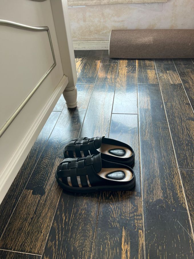 无帮 袢扣 皮革 