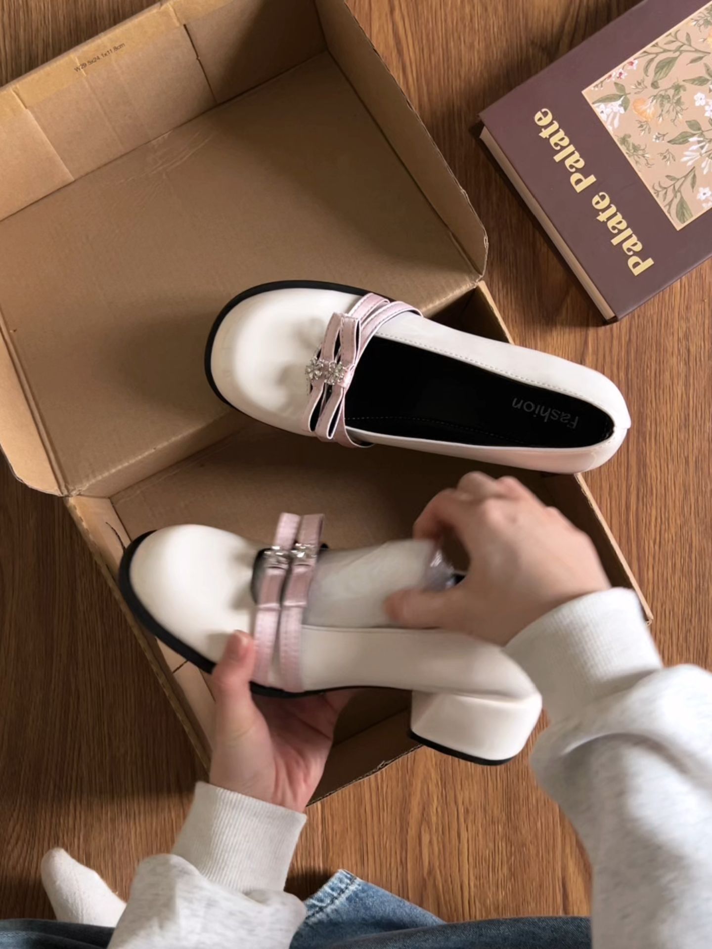 圆头 低帮 中口鞋 皮革  - VALI鞋履AI设计主图