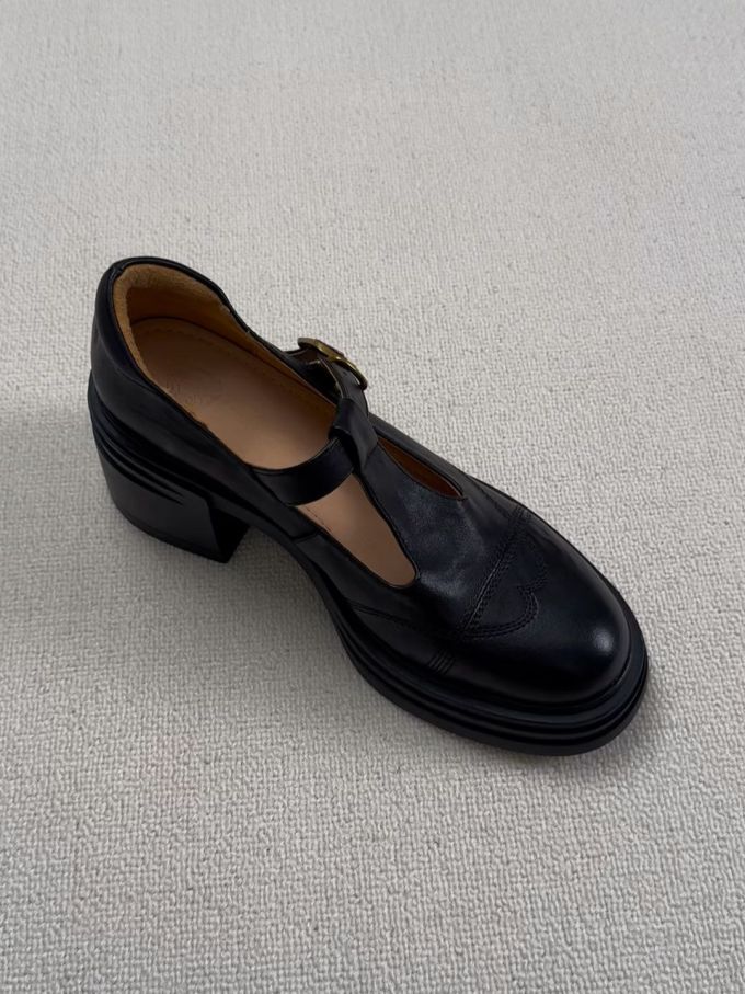 圆头 中口鞋 皮革 