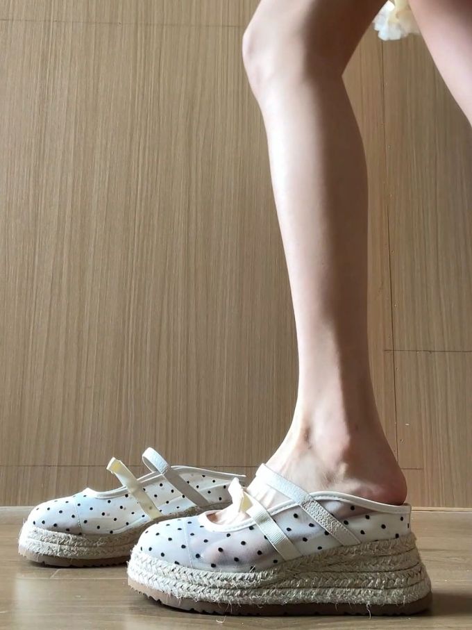 圆头 低帮 深口鞋 网纱