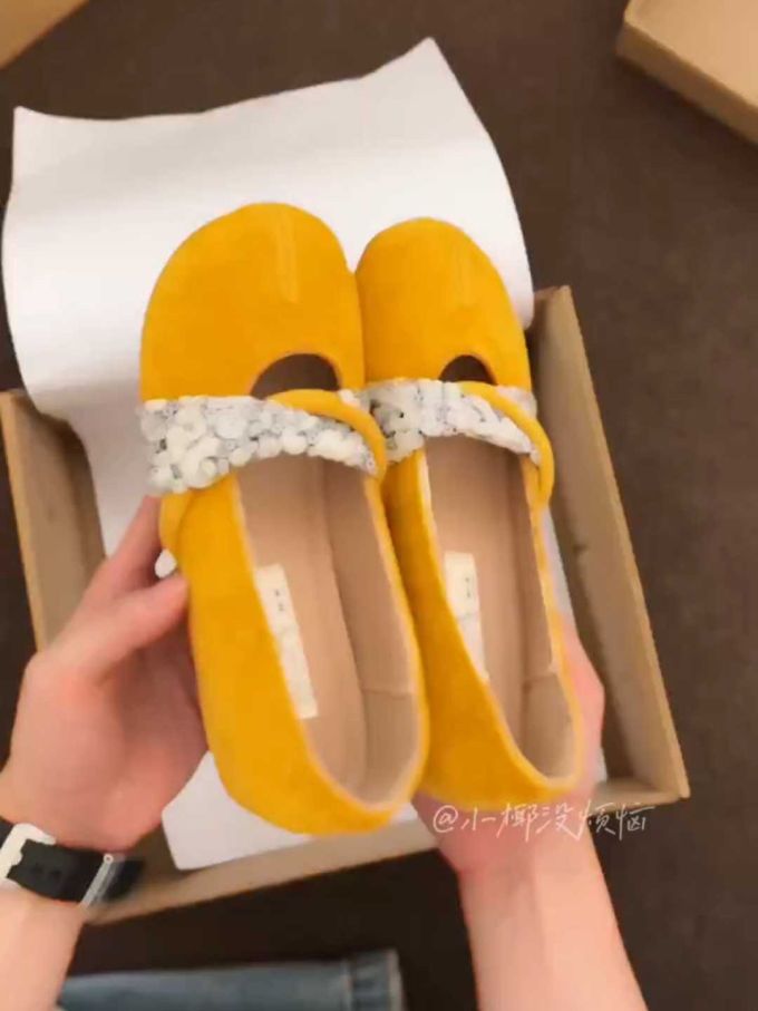 圆头 低帮 一脚蹬 中口鞋 皮革 