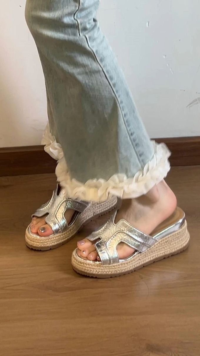 无帮 