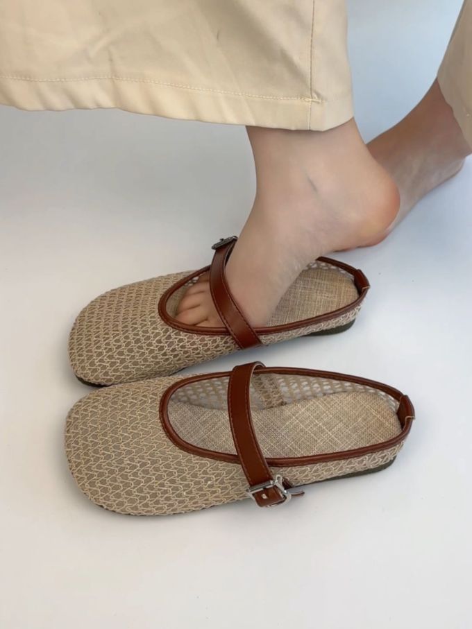 低帮 中口鞋 网面 