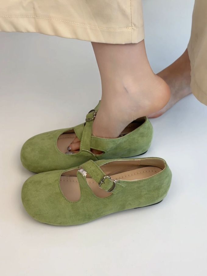 圆头 袢扣 浅口鞋 皮革 