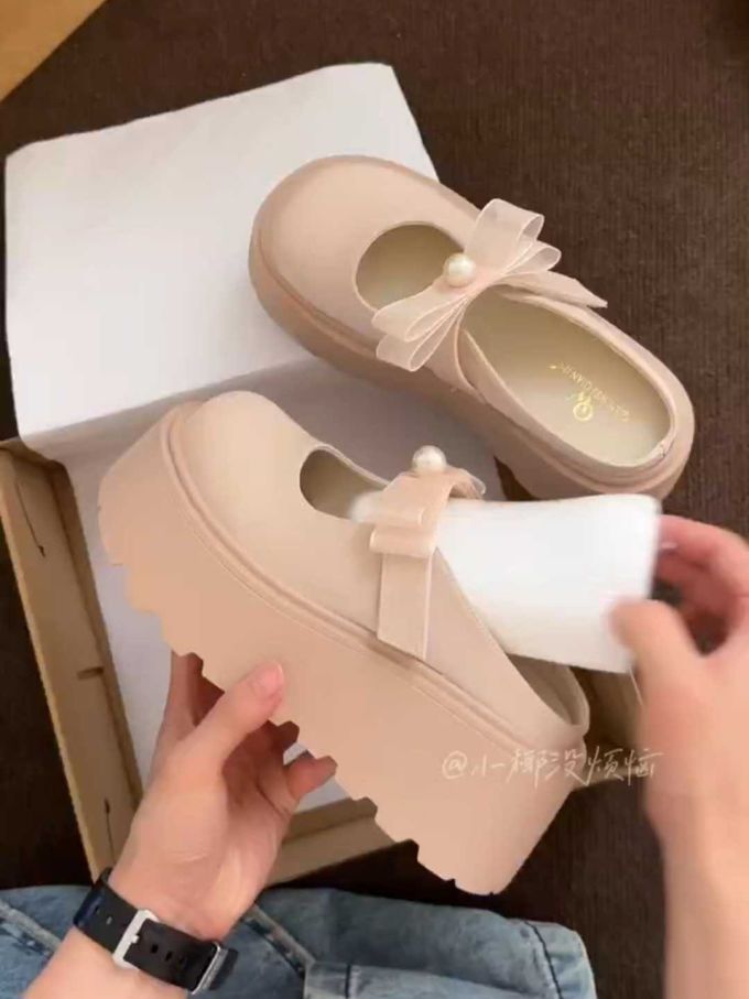 圆头 中口鞋 皮革 