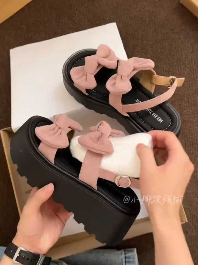 厚底 圆头 袢扣 皮革 