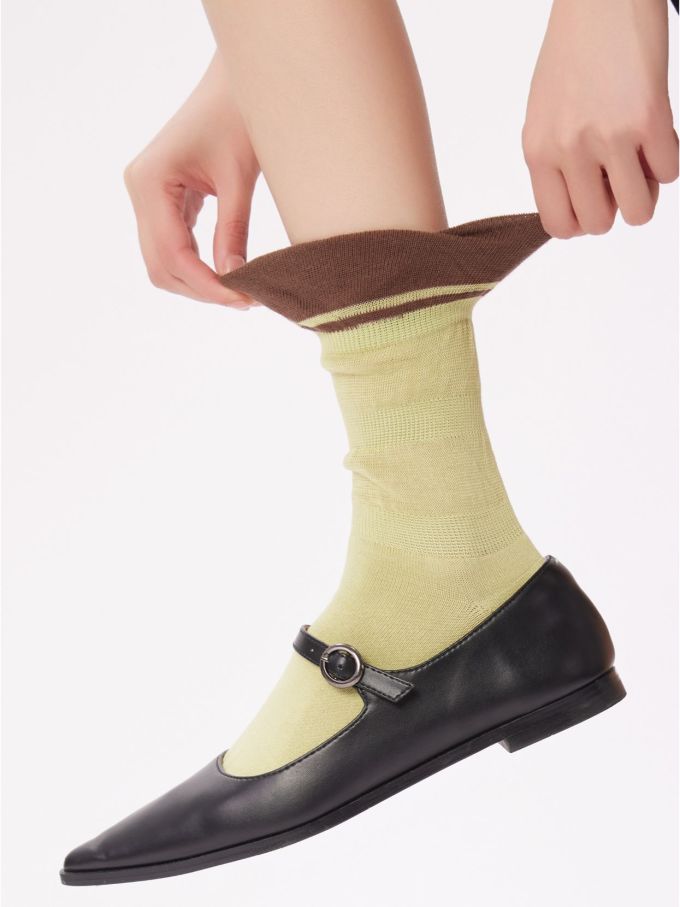袢扣 中口鞋 皮革