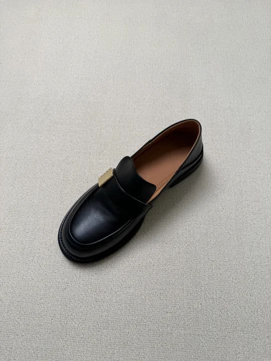 圆头 低帮 一脚蹬 深口鞋 皮革 