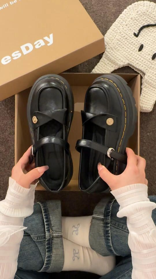 圆头 袢扣 中口鞋 皮革 