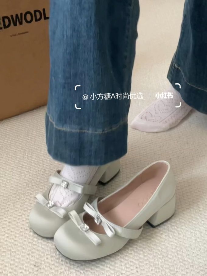 圆头 浅口鞋 皮革