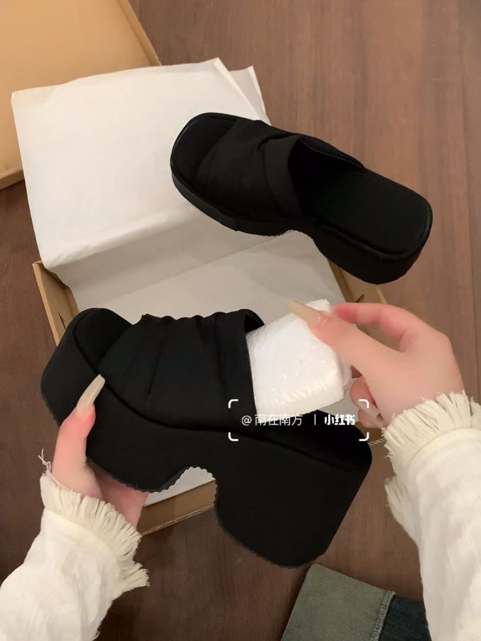 无帮 皮革 
