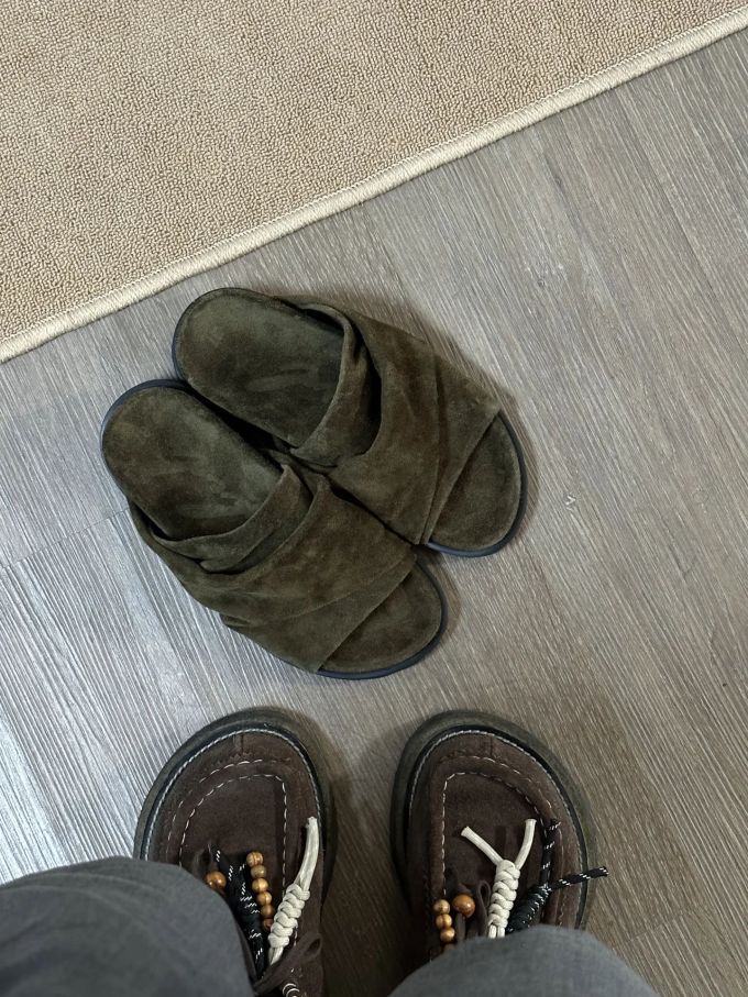 无帮 皮革 