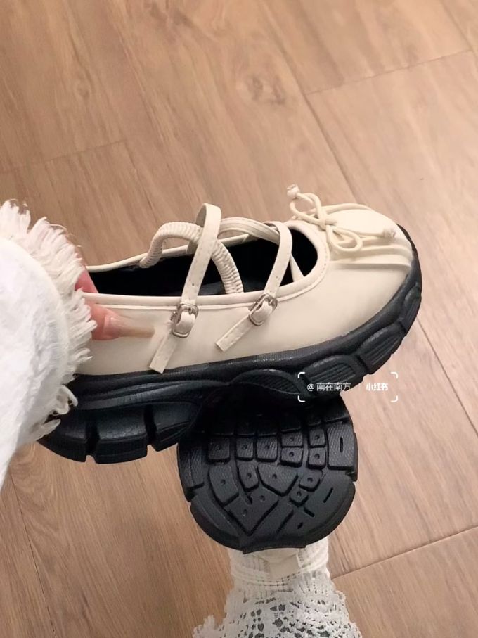 圆头 中口鞋 皮革 