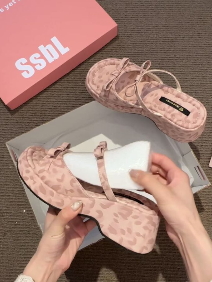 袢扣 中口鞋 皮革 