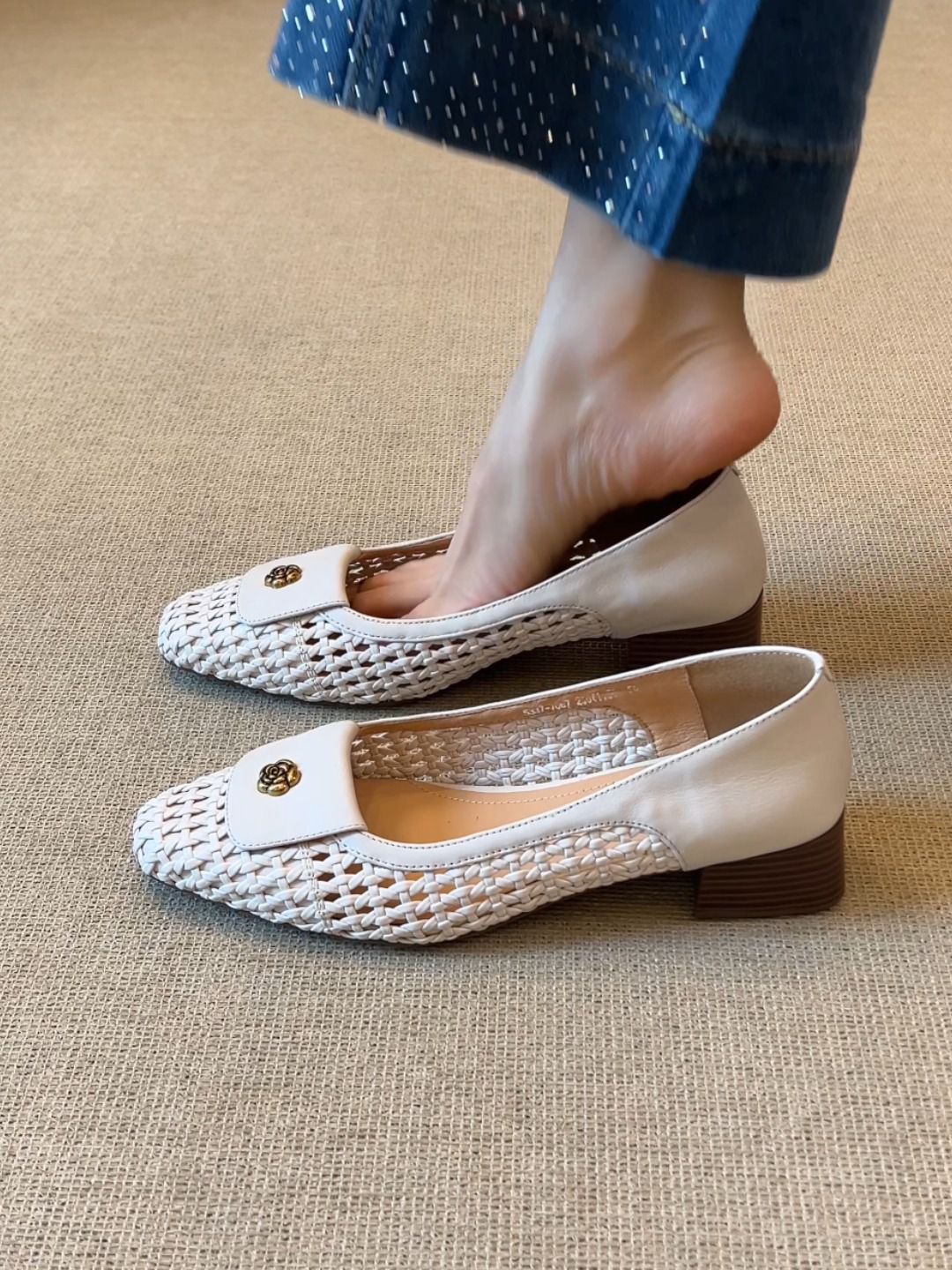 低跟 粗跟 方头 低帮 一脚蹬 浅口鞋 皮革  - VALI鞋履AI设计主图