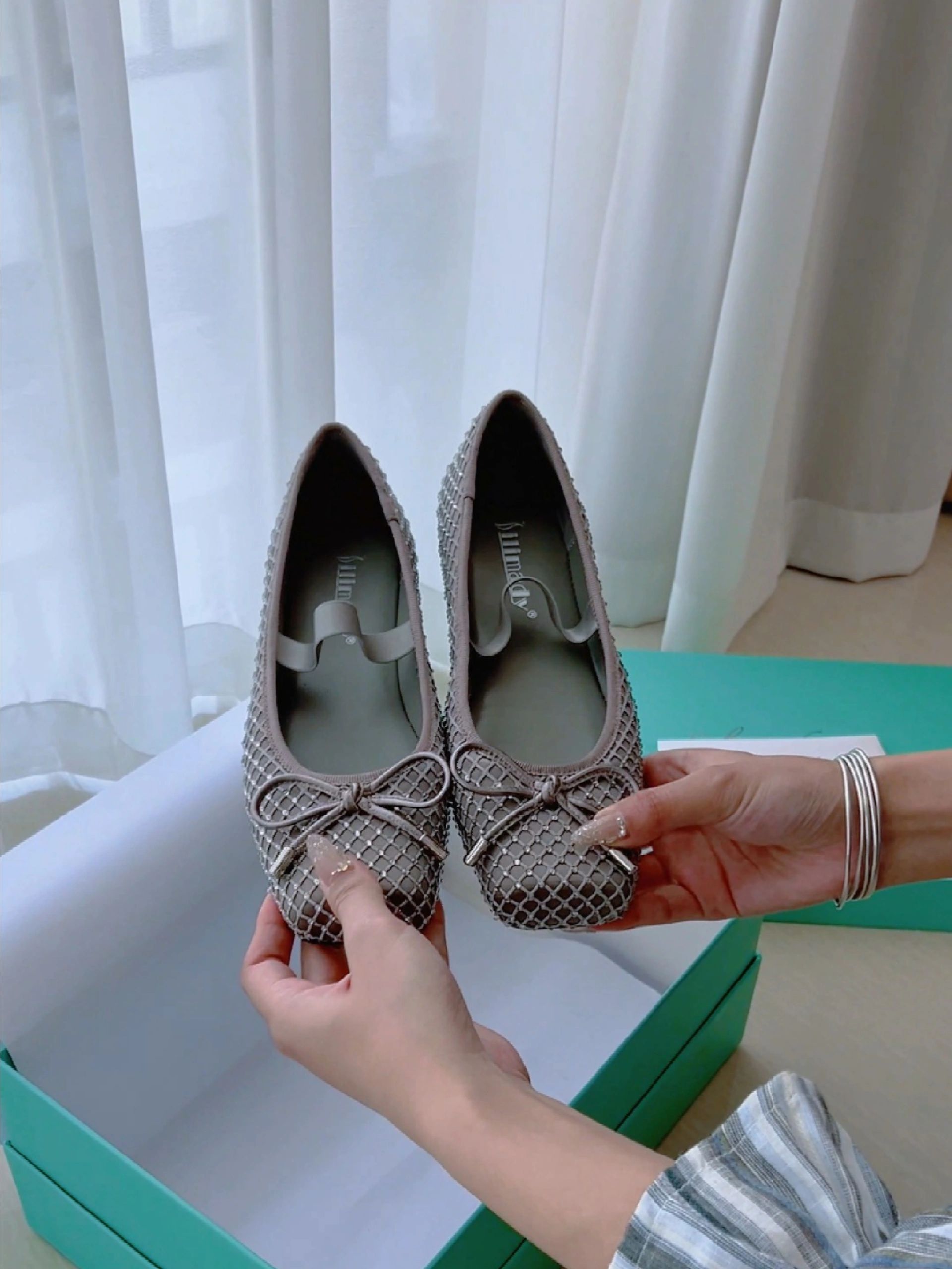 圆头 低帮 浅口鞋 毛呢  - VALI鞋履AI设计主图