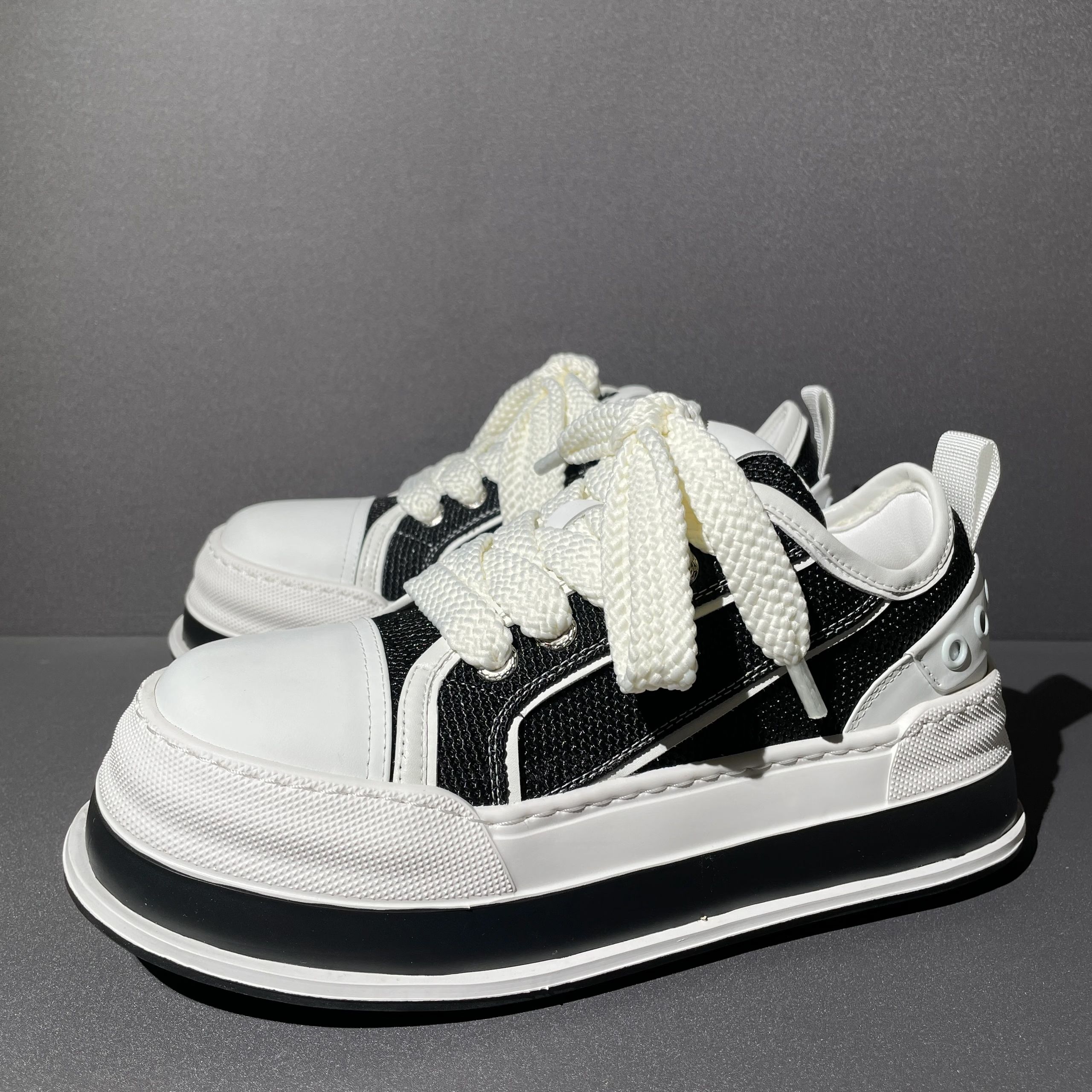 低帮 系带 布面  - VALI鞋履AI设计主图