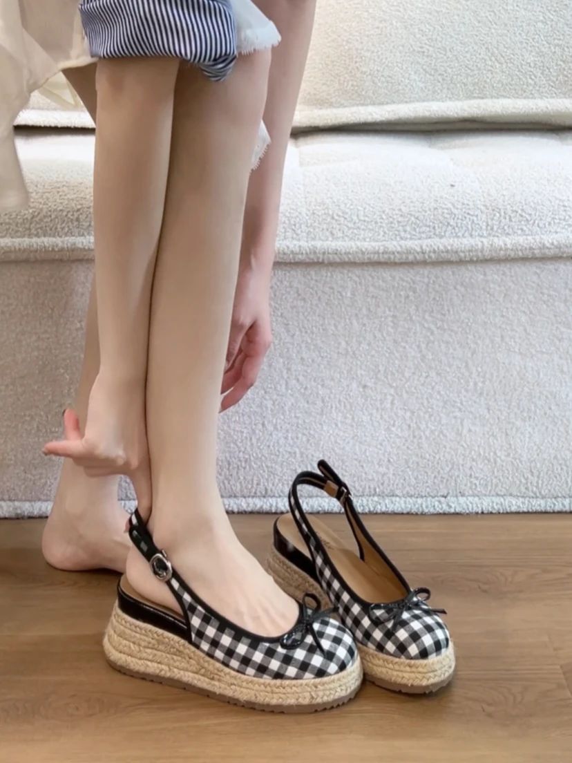 厚底 圆头 低帮 袢扣 中口鞋 布面  - VALI鞋履AI设计主图