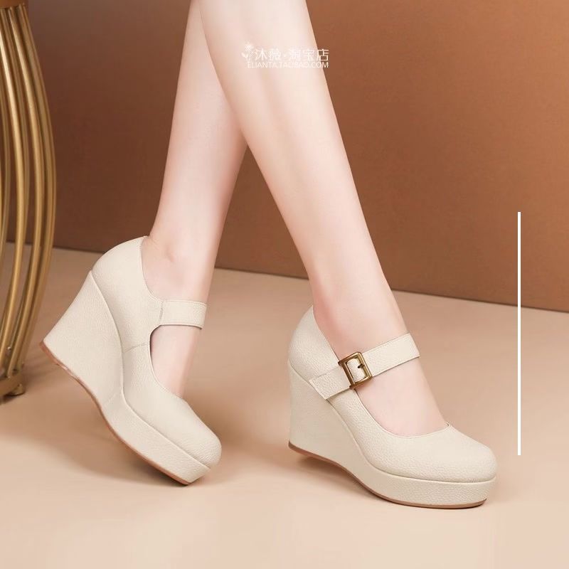 厚底 圆头 袢扣 中口鞋  - VALI鞋履AI设计主图