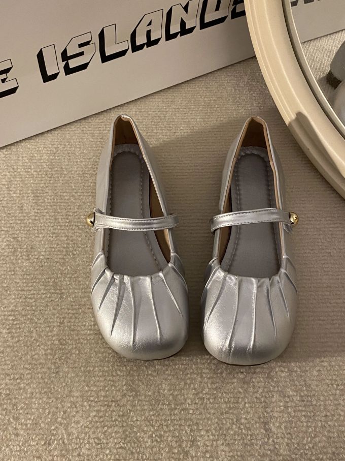 方头 中口鞋 皮革