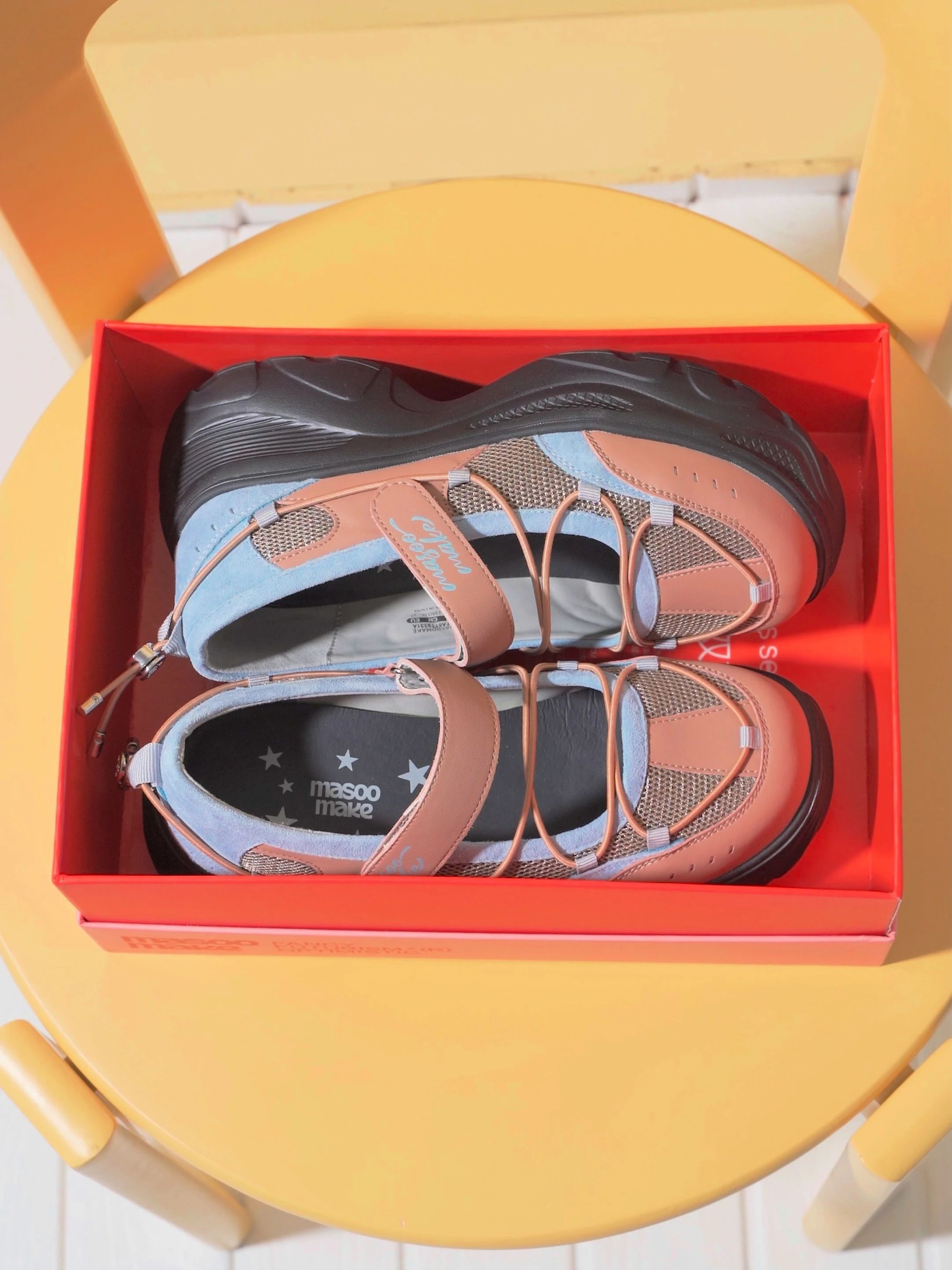  - VALI鞋履AI设计主图