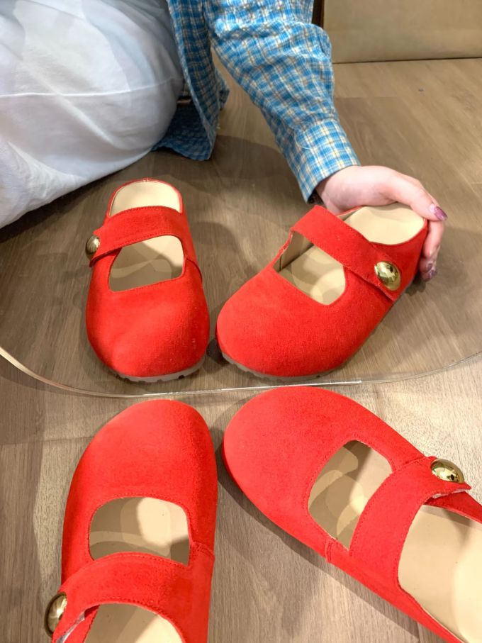 圆头 低帮 袢扣 中口鞋 皮革 