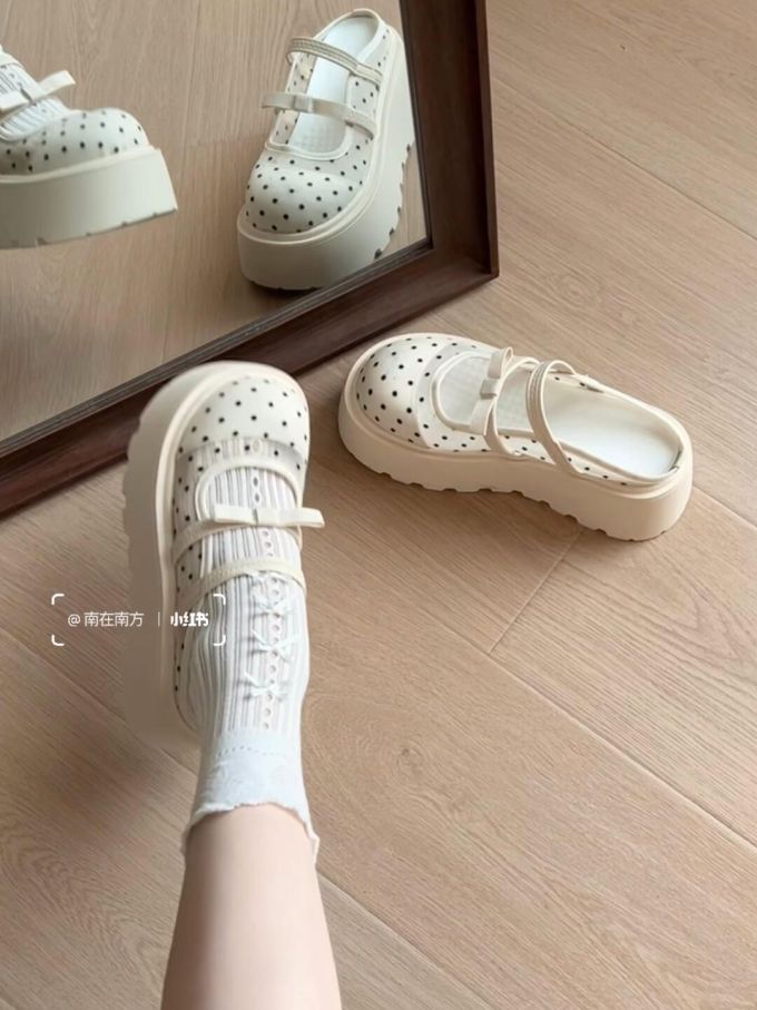 圆头 中口鞋 皮革 