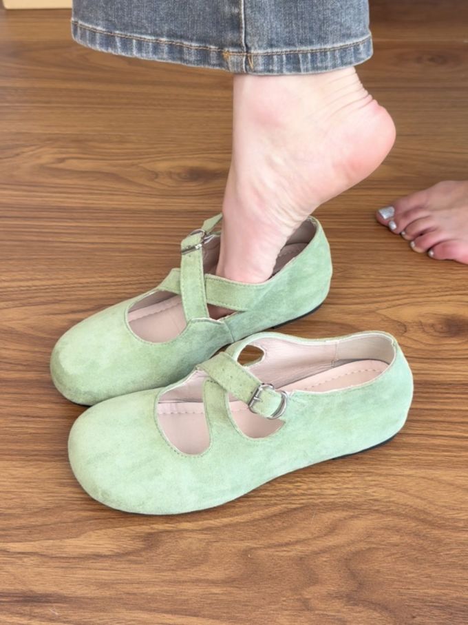 圆头 袢扣 中口鞋 皮革 