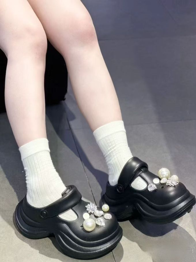圆头 低帮 深口鞋 皮革 