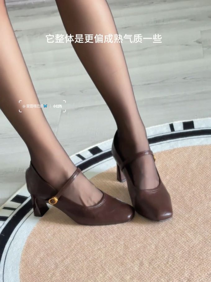 方头 袢扣 浅口鞋 皮革 