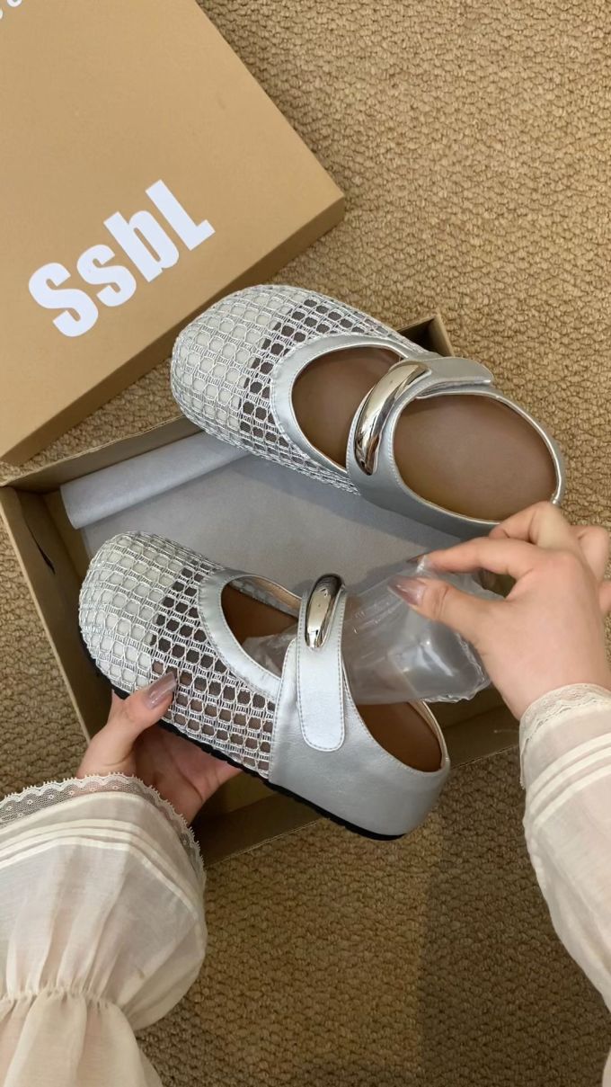 低帮 中口鞋 