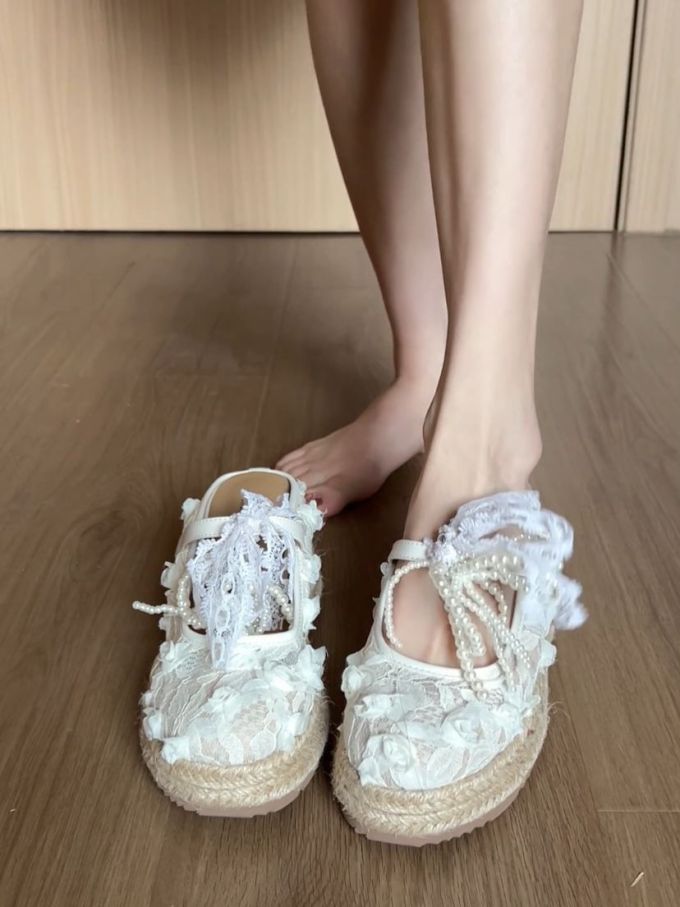 圆头 低帮 蕾丝