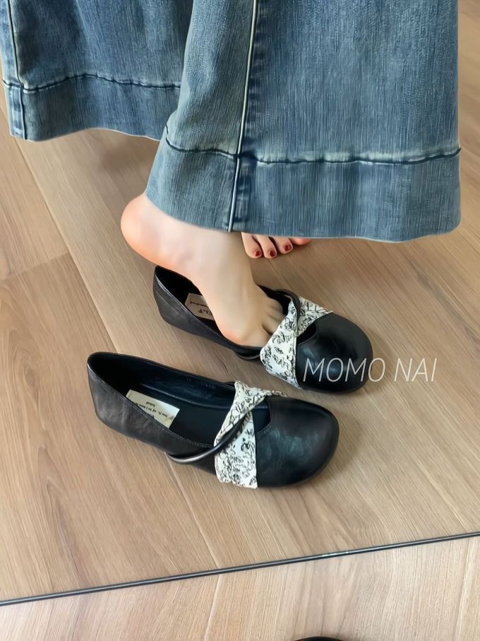 圆头 低帮 中口鞋 皮革 