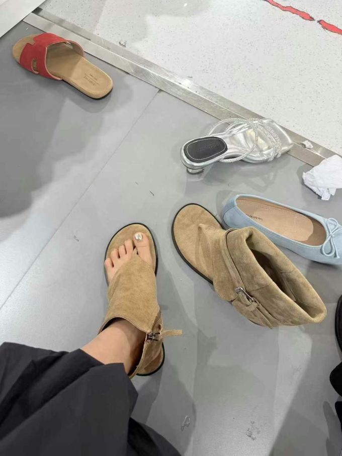 圆头 无帮 深口鞋 皮革