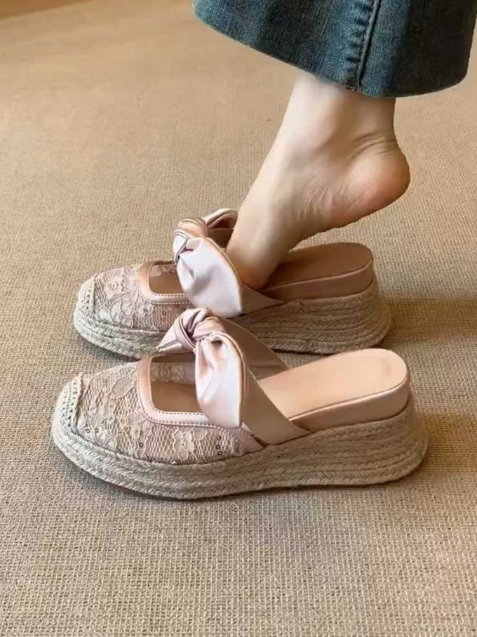 圆头 低帮 中口鞋 蕾丝