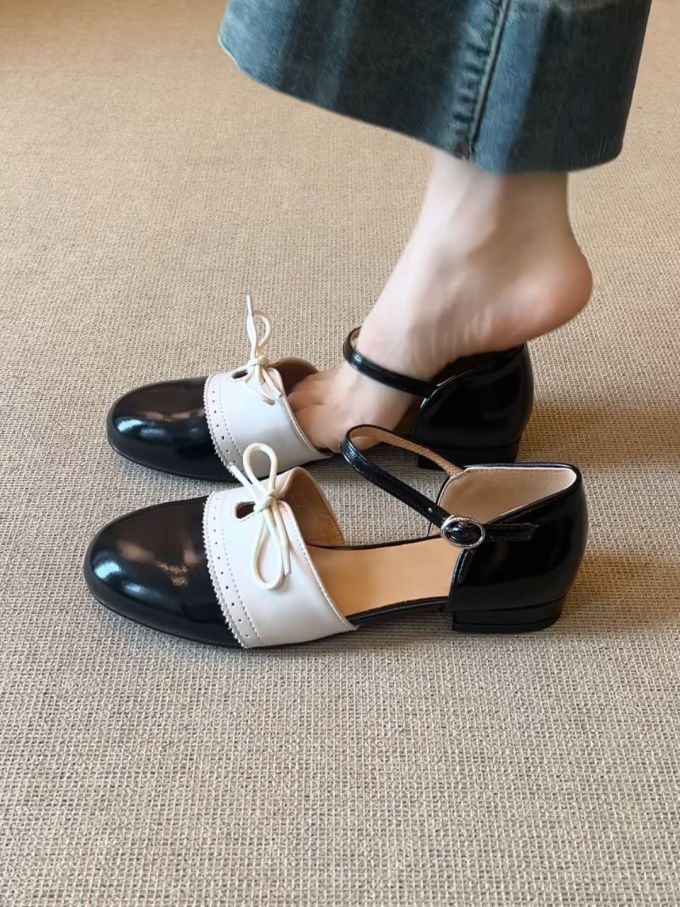 圆头 袢扣 中口鞋 皮革