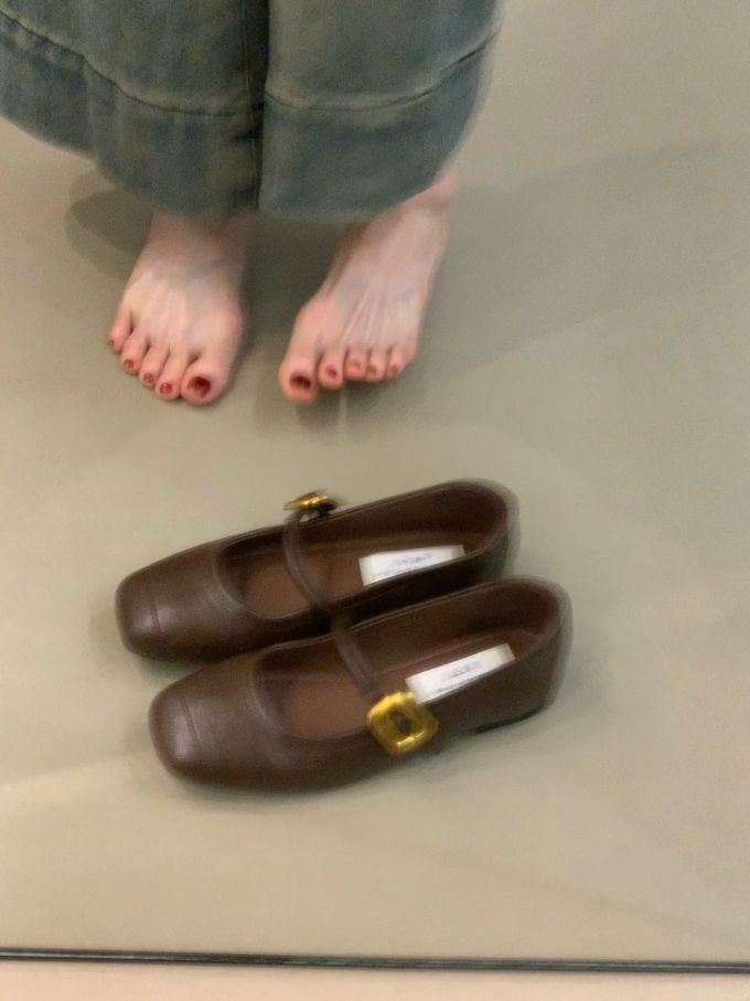 方头 袢扣 中口鞋 皮革