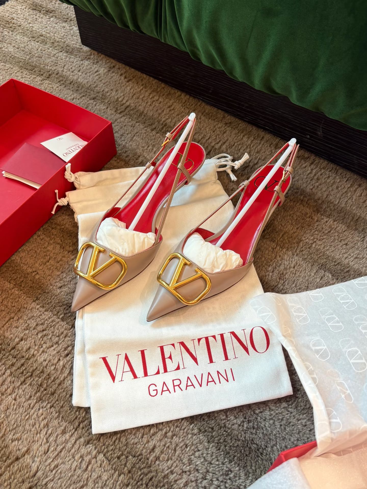 无帮 袢扣 皮革  - VALI鞋履AI设计主图