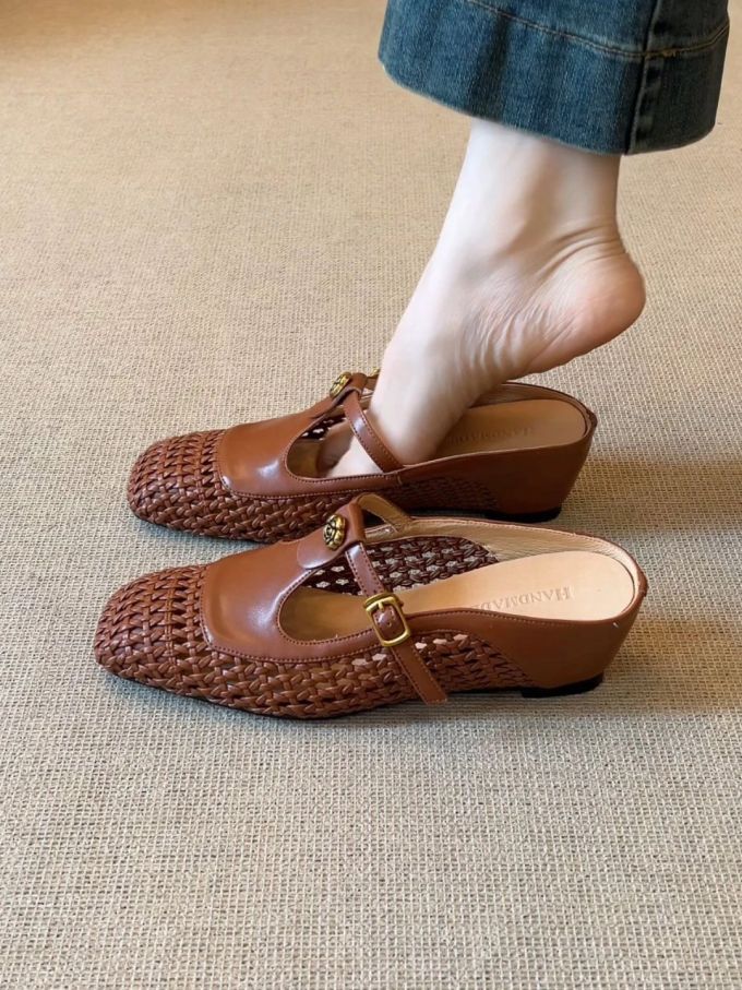 圆头 袢扣 中口鞋 皮革 