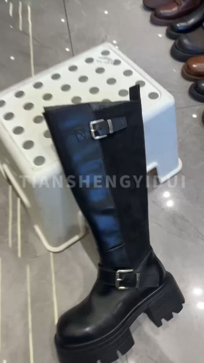 圆头 袢扣 皮革 