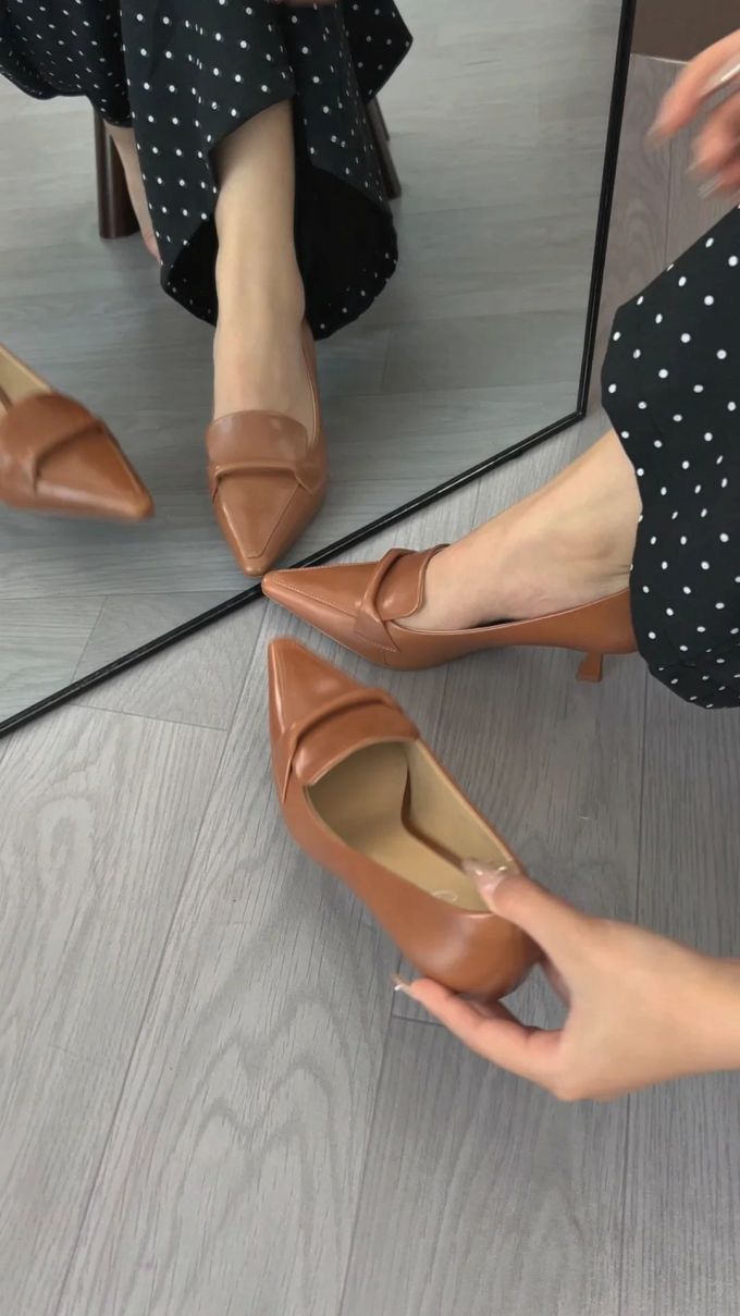 尖头 低帮 浅口鞋 皮革 