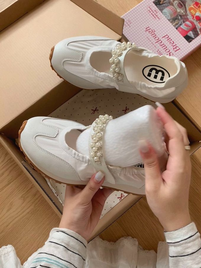 异形头-分趾 中口鞋 皮革 