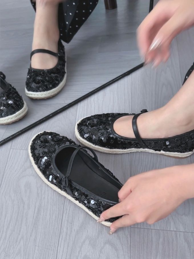 低帮 中口鞋 蕾丝 