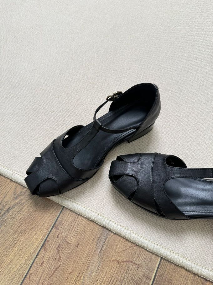 袢扣 中口鞋 皮革