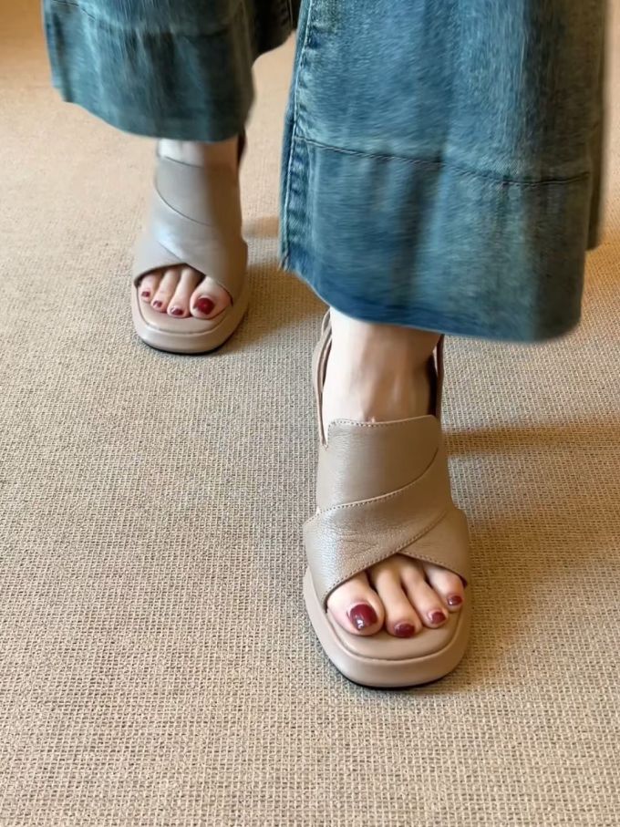 无帮 皮革