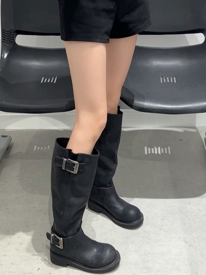 圆头 袢扣 皮革