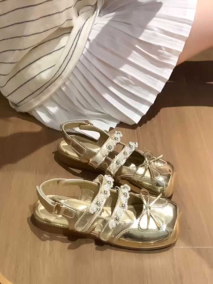 中口鞋 皮革
