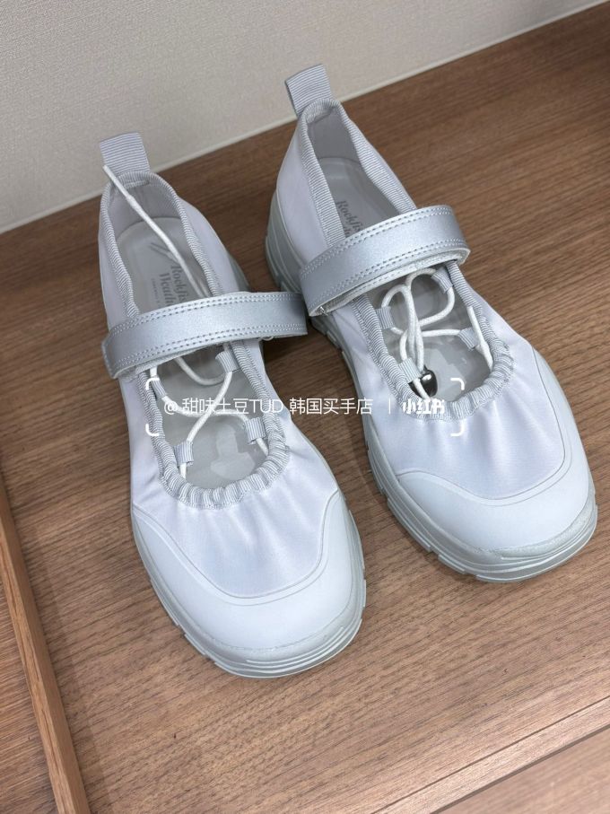 圆头 中口鞋 皮革